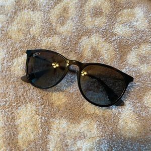 Erika Raybans Polarized